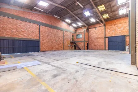 Galpão/Depósito/Armazém para alugar, 1200m² no Águas Belas, São José dos Pinhais