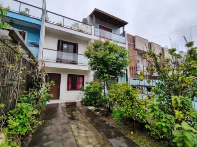 Casa com 2 Quartos para alugar, 200m² no Hípica, Porto Alegre