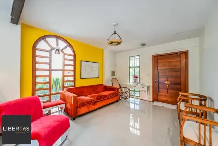 Casa de Condomínio com 4 Quartos à venda, 200m² no Santa Tereza, Porto Alegre