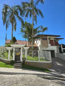 Casa com 3 Quartos à venda, 270m² no Santa Catarina, Criciúma