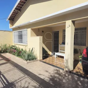 Casa com 3 Quartos à venda, 330m² no Centro, Marília