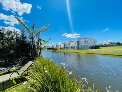 Casa de Condomínio com 3 Quartos à venda, 151m² no , Xangri-Lá