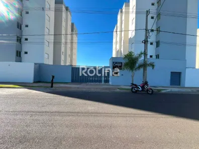 Apartamento com 2 Quartos para alugar, 44m² no Jardim Europa, Uberlândia