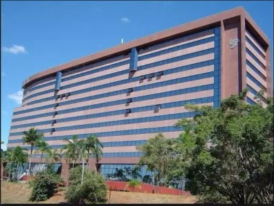 Sala Comercial à venda, 100m² no Asa Sul, Brasília
