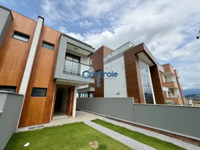 Sobrado com 3 Quartos à venda, 109m² no São Sebastião, Palhoça