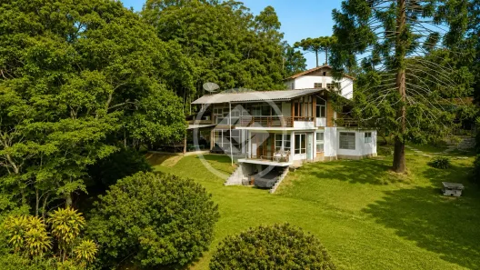 Casa com 4 Quartos para alugar, 600m² no Quebra Frascos, Teresópolis