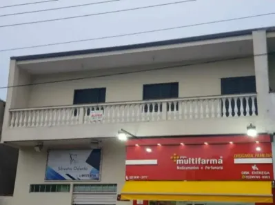 Casa com 3 Quartos para alugar, 100m² no Campos Elíseos, Taubaté