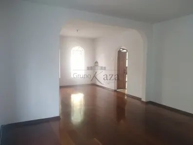 Sobrado com 3 Quartos à venda, 300m² no Jardim América, São José dos Campos
