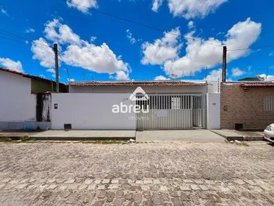 Casa com 3 Quartos à venda, 126m² no Emaús, Parnamirim