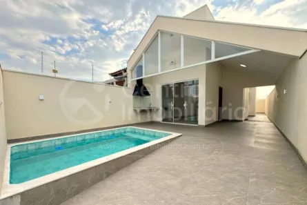 Casa com 2 Quartos à venda, 82m² no , Peruíbe