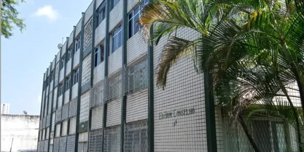 Apartamento com 3 Quartos à venda, 83m² no Hipódromo, Recife