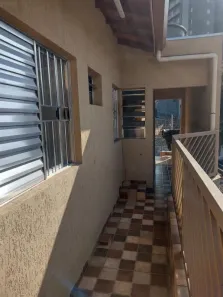 Casa com 2 Quartos para alugar, 80m² no Vila Yara, Osasco