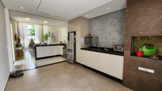 Casa de Condomínio com 3 Quartos à venda, 127m² no Cajuru do Sul, Sorocaba