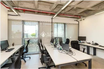 Sala Comercial à venda, 46m² no Auxiliadora, Porto Alegre