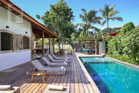 Casa com 6 Quartos para venda ou aluguel, 500m² no Trancoso, Porto Seguro