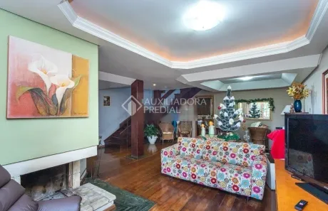 Casa com 4 Quartos à venda, 318m² no Espírito Santo, Porto Alegre