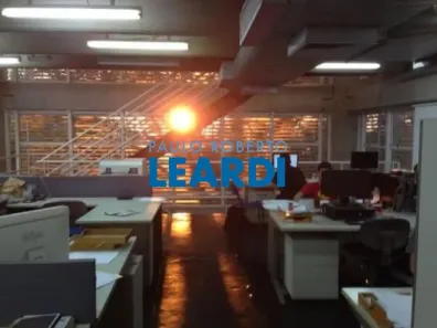 Imóvel Comercial com 5 Quartos para alugar, 770m² no Alto de Pinheiros, São Paulo