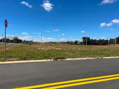 Lote/Terreno à venda, 200m² no Parque São Camilo, Itu