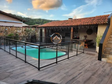 Casa com 6 Quartos à venda, 450m² no Serra Grande, Niterói
