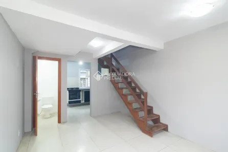 Casa de Condomínio com 2 Quartos para alugar, 53m² no Aberta dos Morros, Porto Alegre