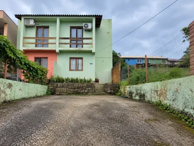 Sobrado com 2 Quartos à venda, 57m² no Martinica, Viamão