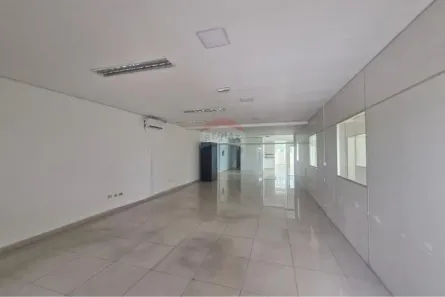 Sala Comercial para alugar, 400m² no Parque Novo Mundo, São Paulo