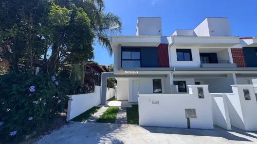 Casa com 3 Quartos à venda, 167m² no Campeche, Florianópolis