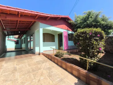 Casa com 3 Quartos à venda, 168m² no Parque das Laranjeiras, Goiânia
