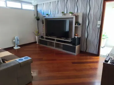 Casa com 3 Quartos à venda, 341m² no Vila Bertioga, São Paulo