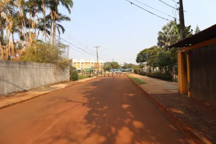 Casa com 1 Quarto para alugar, 2500m² no Colonial, Londrina