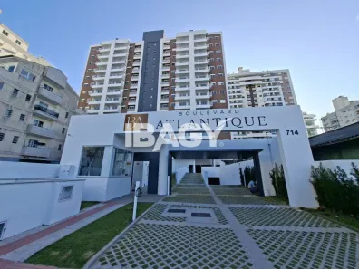 Apartamento com 2 Quartos para alugar, 70m² no Barreiros, São José