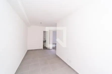 Apartamento com 2 Quartos à venda, 45m² no Jardim Maringá, São Paulo