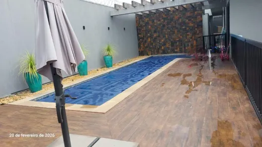 Casa com 3 Quartos à venda, 350m² no Jardim Karaíba, Uberlândia