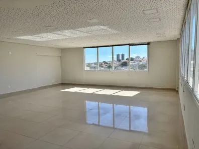 Sala Comercial com 1 Quarto à venda, 69m² no Tabajaras, Uberlândia
