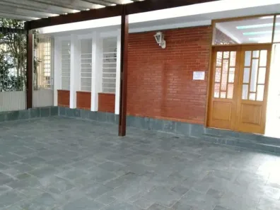 Casa com 3 Quartos para alugar, 350m² no Butantã, São Paulo