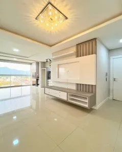 Apartamento com 2 Quartos à venda, 75m² no Cedro, Camboriú
