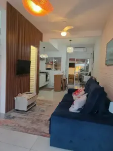 Sobrado com 2 Quartos à venda, 58m² no Pontal de Santa Marina, Caraguatatuba