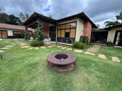 Casa de Condomínio com 4 Quartos à venda, 630m² no Itaipava, Petrópolis