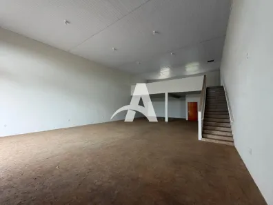 Ponto Comercial para alugar, 220m² no Jardim das Palmeiras, Uberlândia