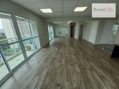 Sala Comercial para alugar, 290m² no Santo Amaro, São Paulo