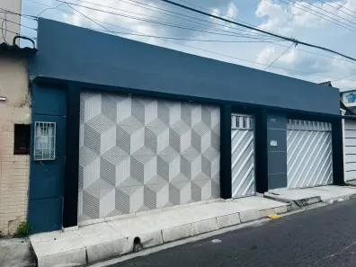 Casa com 3 Quartos à venda, 200m² no São Jorge, Manaus
