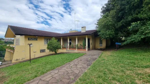Fazenda/Sítio com 5 Quartos para alugar, 150m² no Tarumã, Viamão