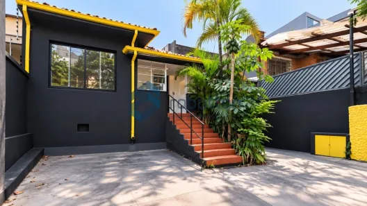 Casa com 3 Quartos para alugar, 80m² no Saúde, São Paulo