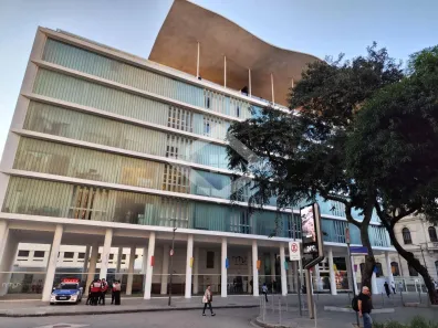 Ponto Comercial para alugar, 70m² no Saúde, Rio de Janeiro