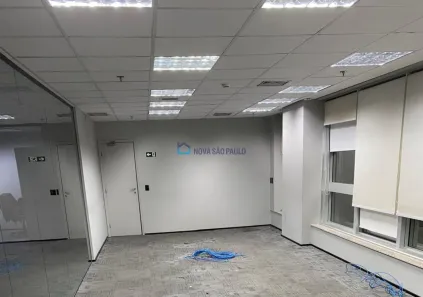 Sala Comercial para alugar, 459m² no Itaim Bibi, São Paulo