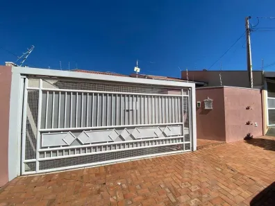 Casa com 4 Quartos à venda, 220m² no Jardim Pérola, Marília