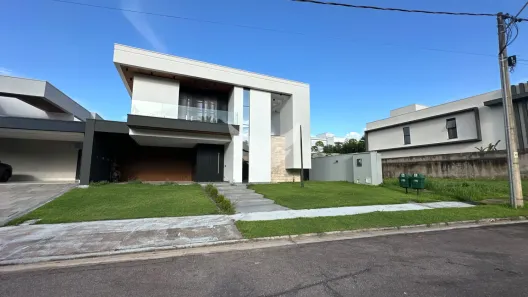 Sobrado com 4 Quartos à venda, 324m² no Rio Madeira, Porto Velho