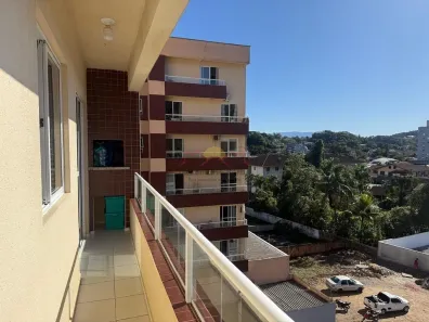 Apartamento com 2 Quartos para alugar, 65m² no Saguaçu, Joinville