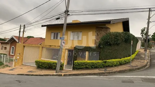 Casa com 4 Quartos à venda, 212m² no Vila Nogueira, Campinas