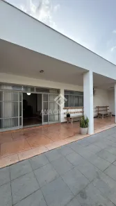 Casa com 4 Quartos à venda, 380m² no Centro, Montes Claros